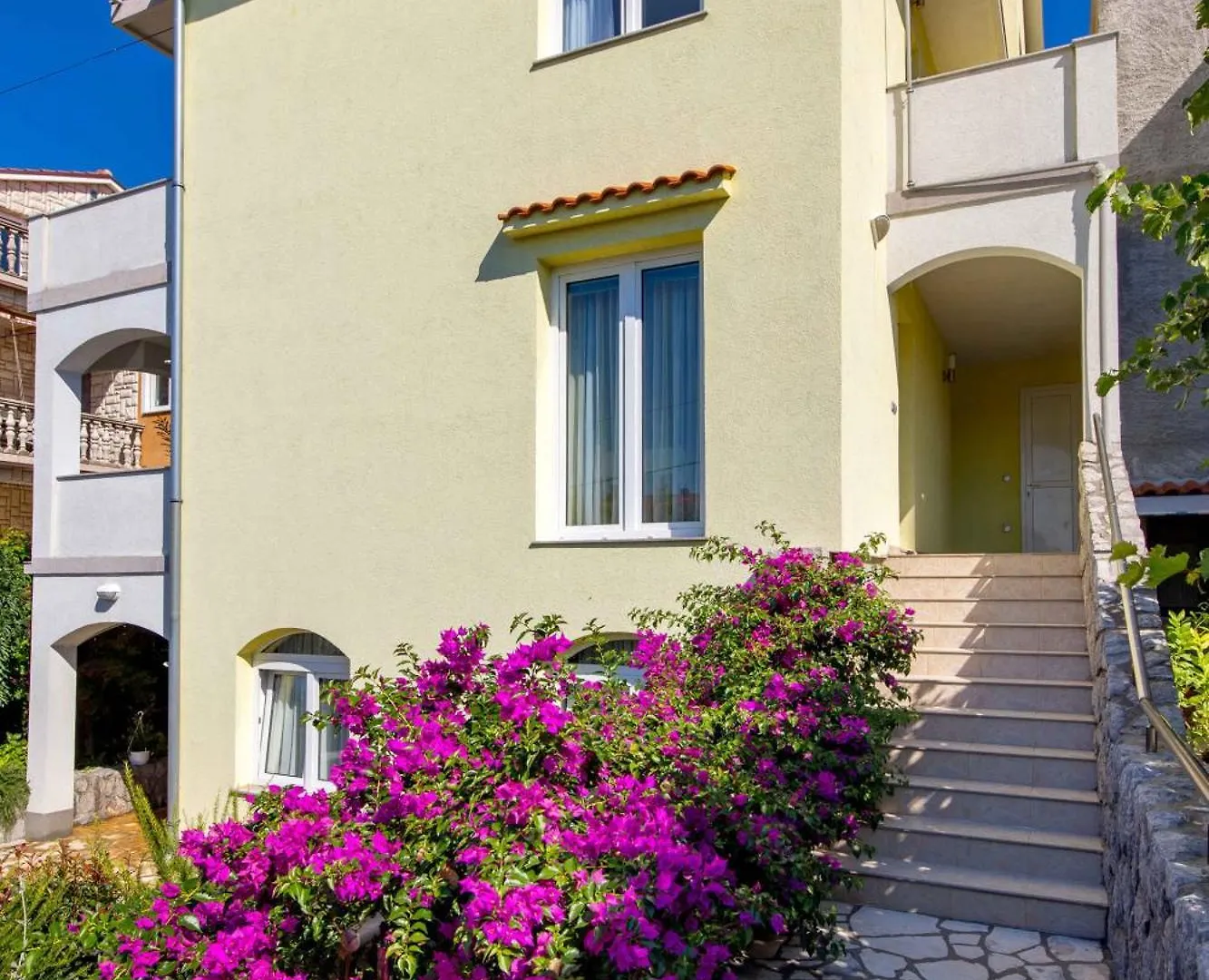 Two-Bedroom Apartment In Kraljevica II